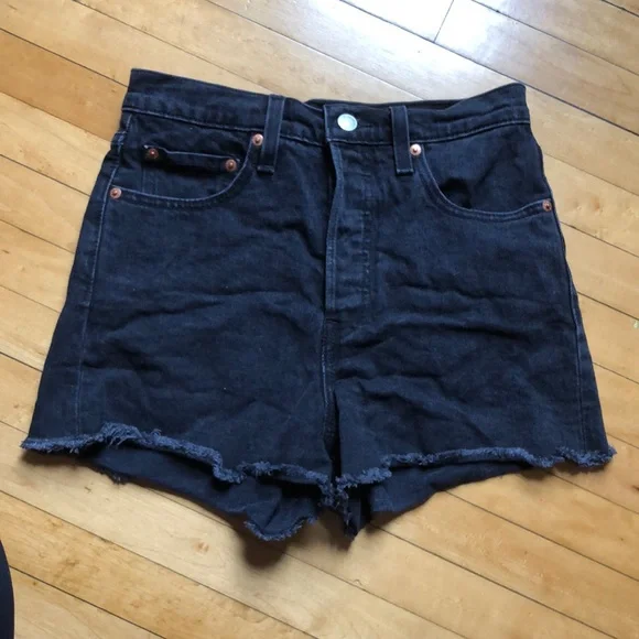 Levi’s Ribcage Shorts - Black Lake - Picture 2 of 4